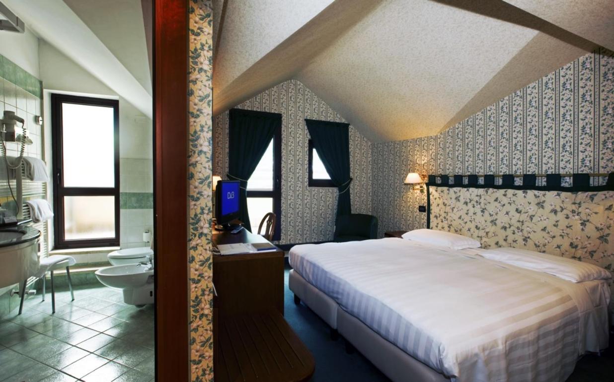 Rizzi Aquacharme Hotel & Spa Boario Terme Exteriér fotografie